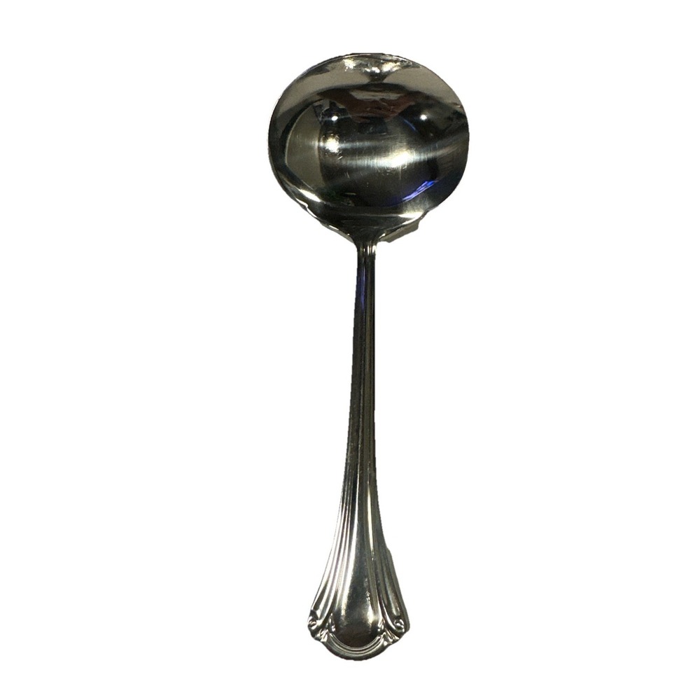 International RESPLENDENCE Stainless Lyon 18/10 Silverware Glossy Gravy Ladle